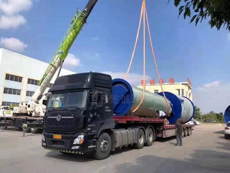 一體化預制污水泵站發貨現場